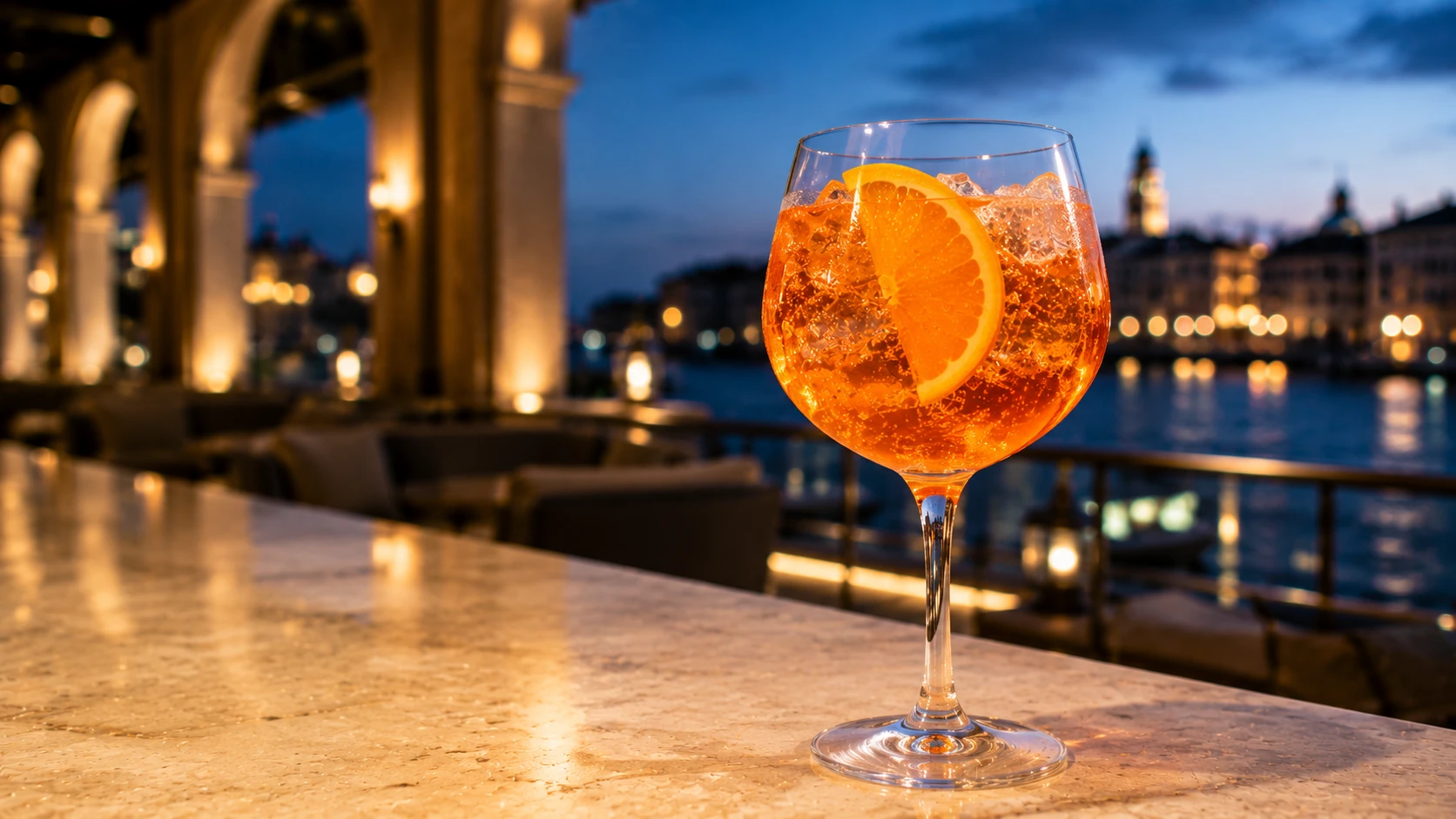 Cocktail Aperol Tonic