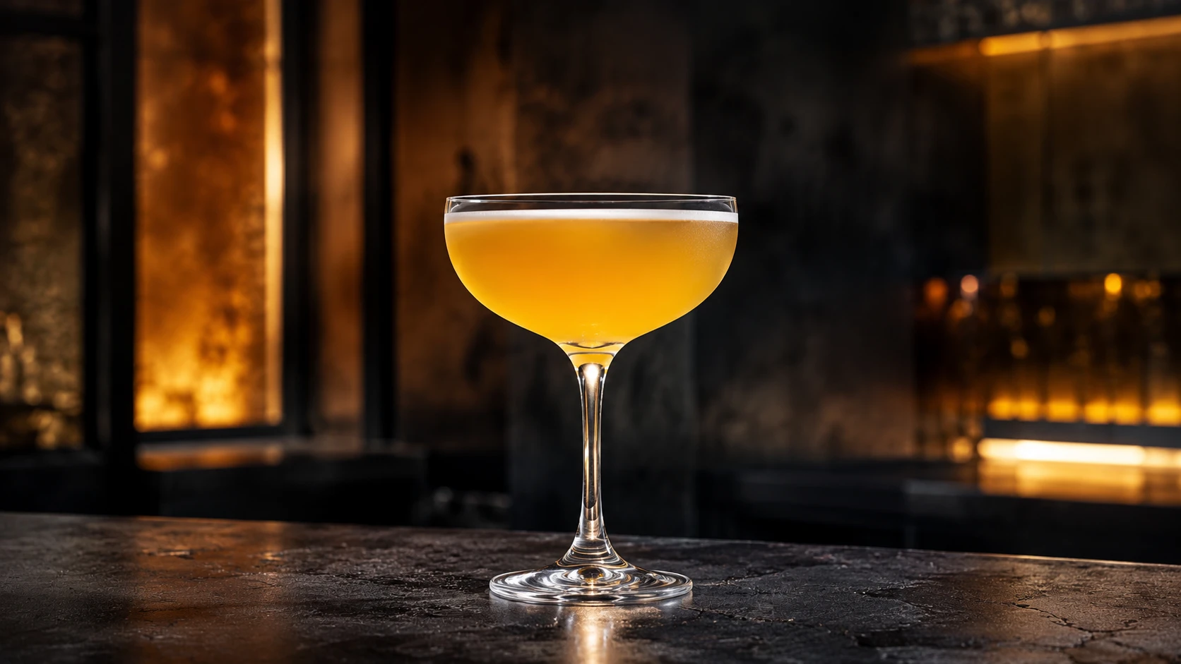 Cocktail Naked and Famous